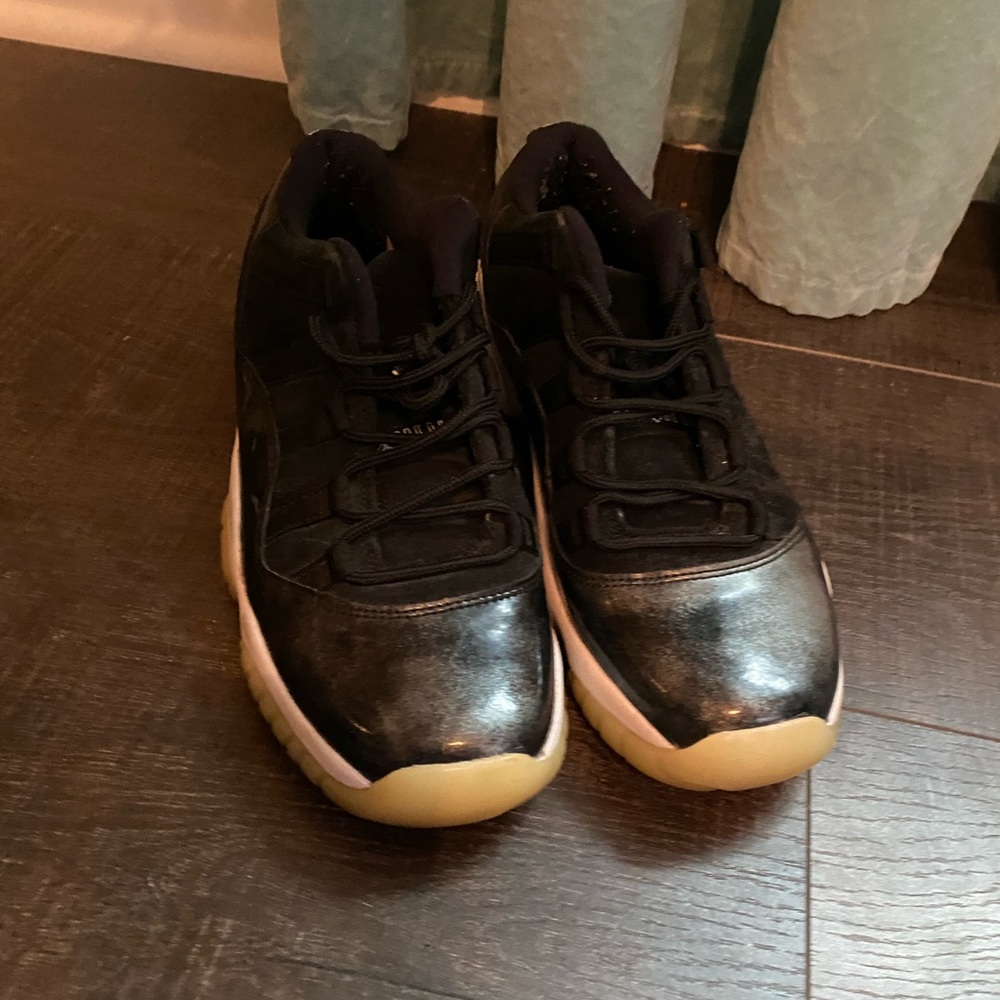 Air Jordan 11